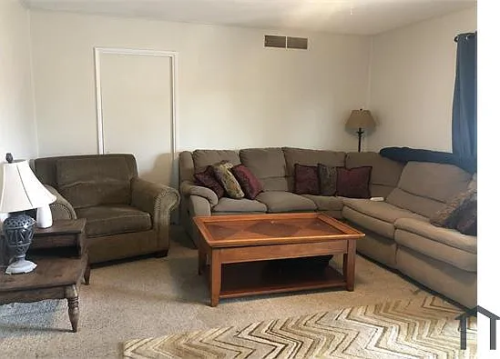 4894 N Gearhart Ave — Photo 5