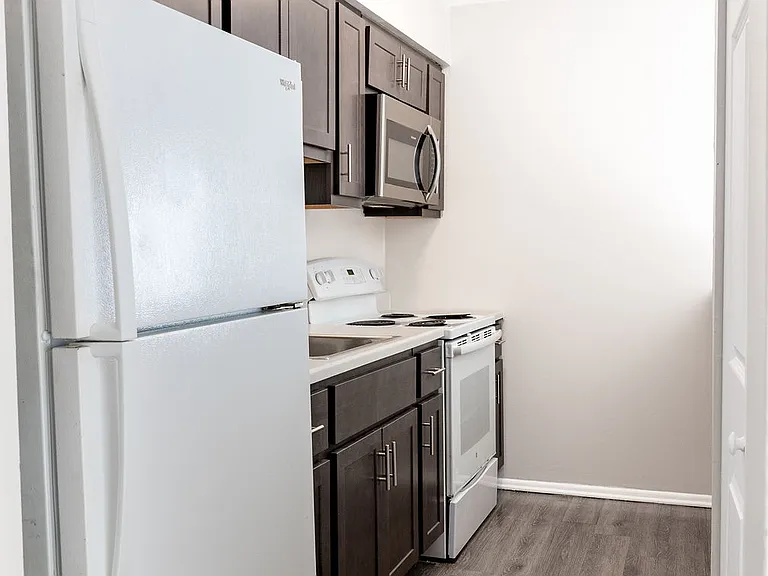 Townway Place Apartments — Photo 16