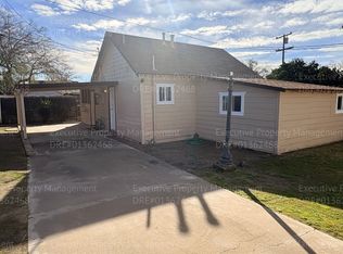 1625 Camino Sierra #1/2, Bakersfield, CA 93306
