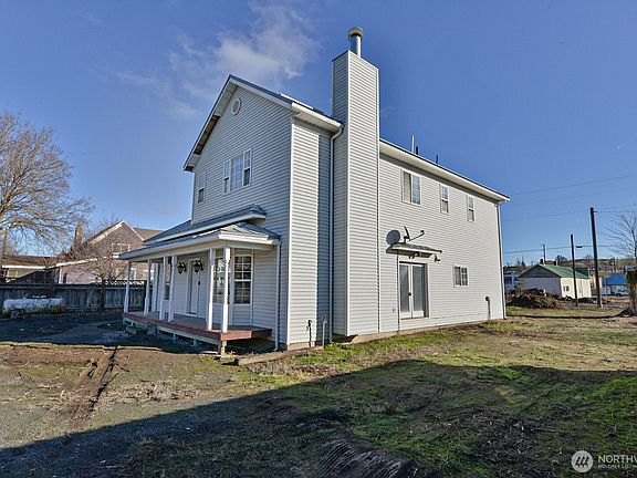 4th image of 225 S D Street