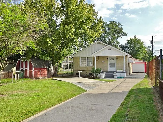 7429 Pritchard St — Photo 2