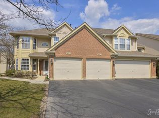 1679 Pearl Ct #A, Crystal Lake, IL 60014