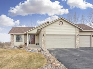 2405 Greenbriar Ln, Buffalo, MN 55313