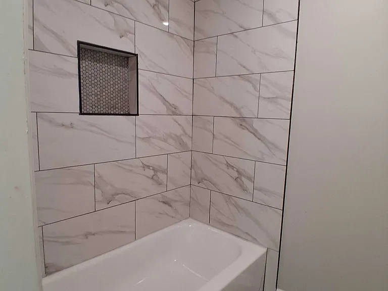3308 Daphne Cv — Photo 5