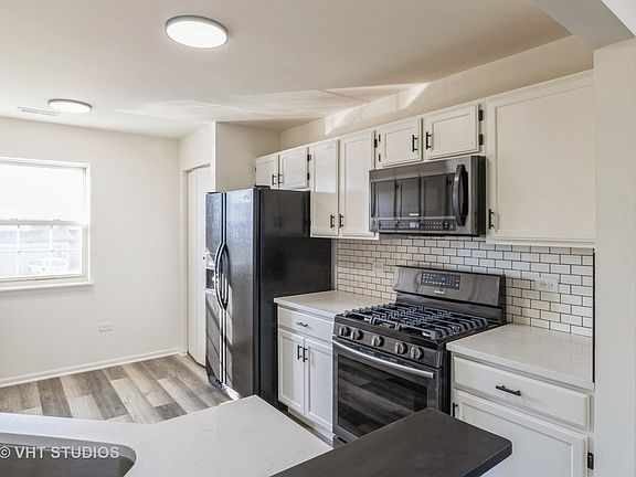 5th image of 572 Lancaster Cir Unit 572