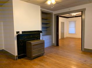 19 Lakewood St APT 1, Worcester, MA 01603