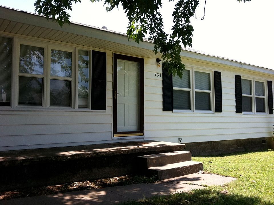 2nd image of 531 S 75th Ave E