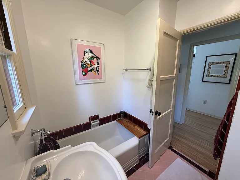 1425 Allison Ave — Photo 12