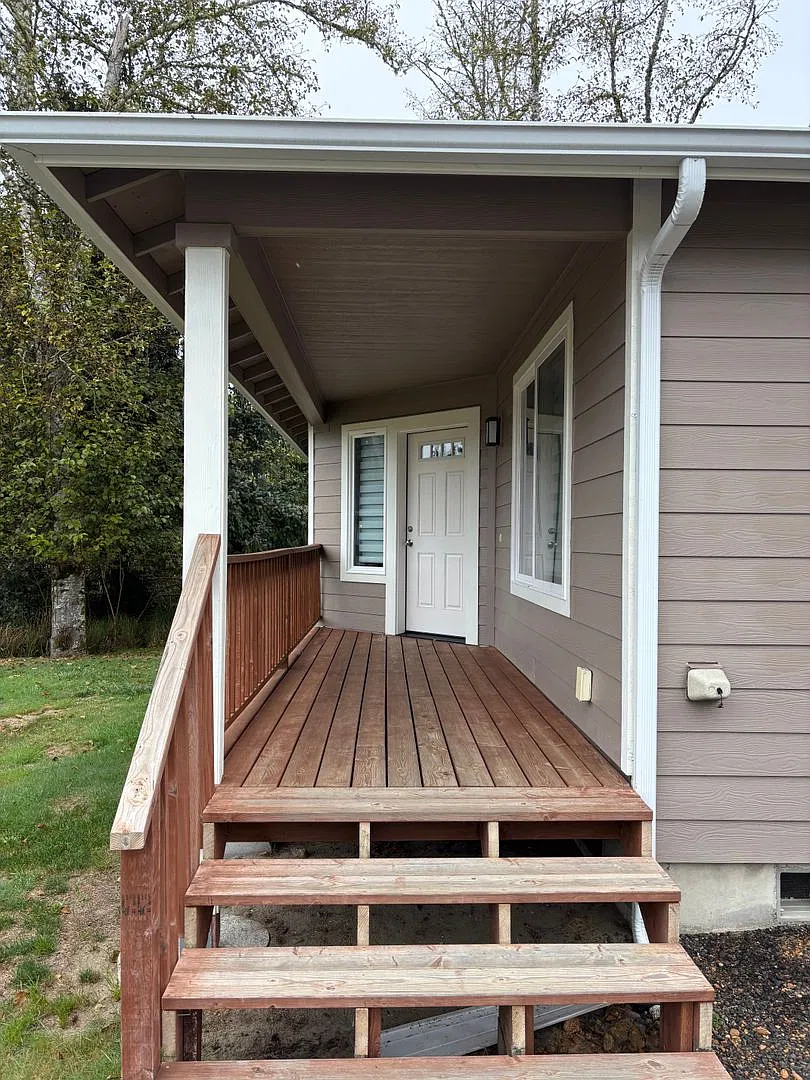 Spacious 3-Bedroom, 2-Bedroom in Ocean Shores! — Photo 2