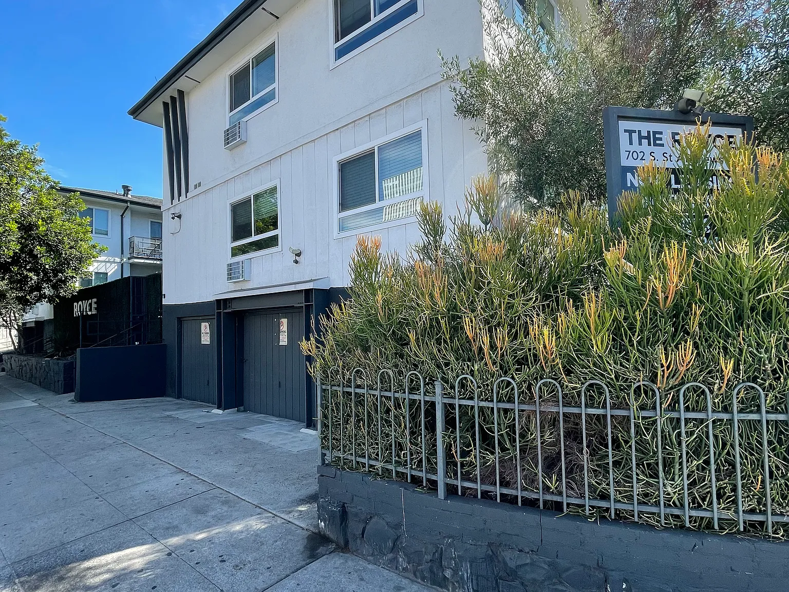 1 bed, 750 sqft, $2,100 — Photo 3