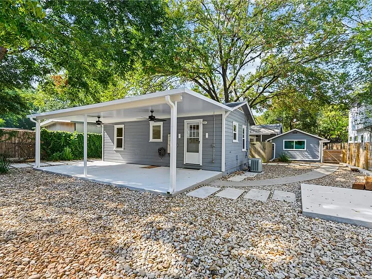 1700 Cullen Ave #B — Photo 16