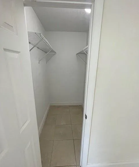 121 NW 7th Ct — Photo 17