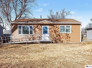 7118 Kearney Ave, Lincoln, NE 68507