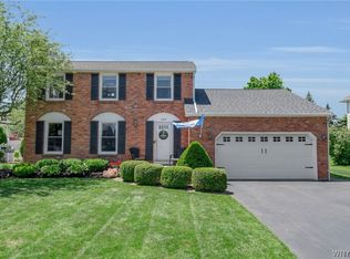 209 McNair Rd, Williamsville, NY 14221
