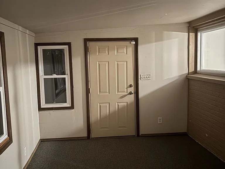 17313 Lorenz Ave — Photo 16