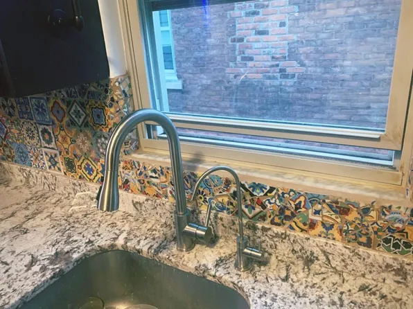 511 E Woodland St, Ferndale, MI 48220