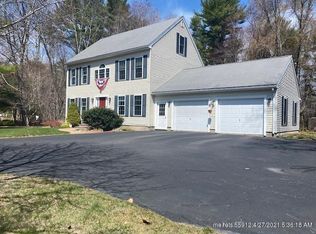 7 Squire Ln, York, ME 03909