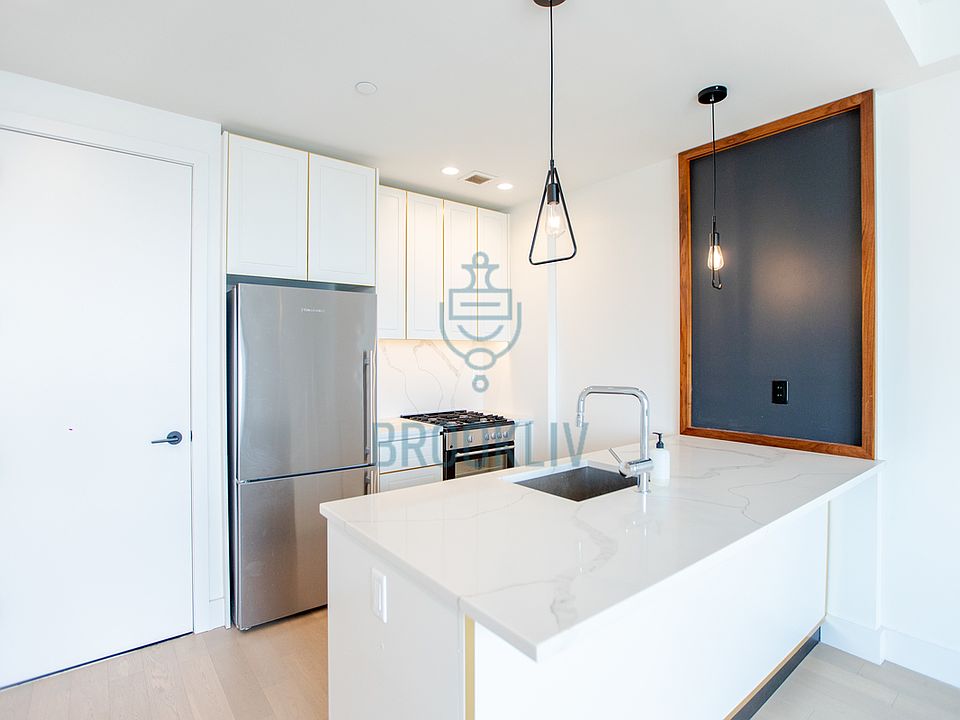 1st image of 565 4th Ave #803