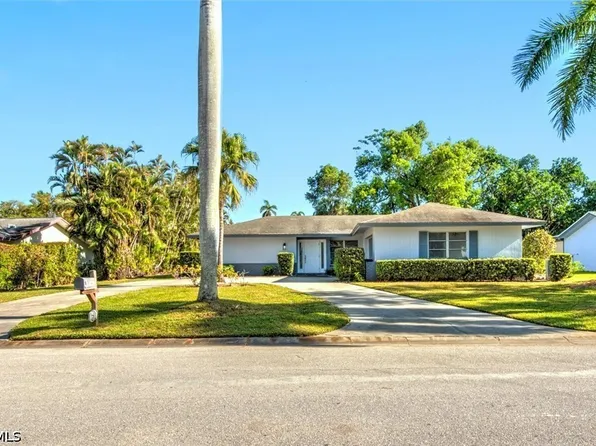 5661 Eichen Cir E, Fort Myers, FL 33919