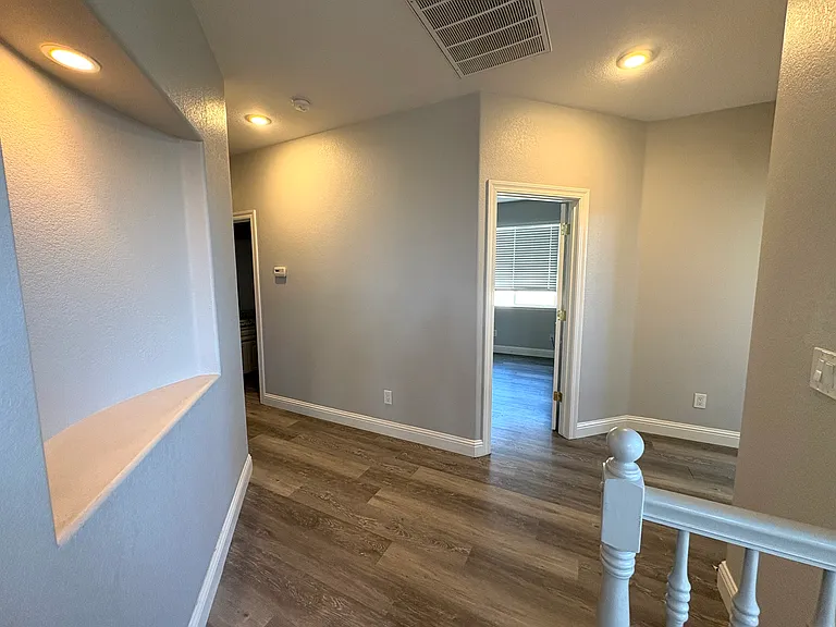 905 Gladiola Ln — Photo 15