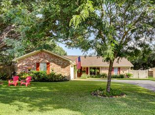 15313 Welwyn Dr, Houston, TX 77040
