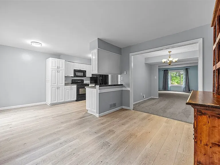 402 Hunting Creek Rd — Photo 10