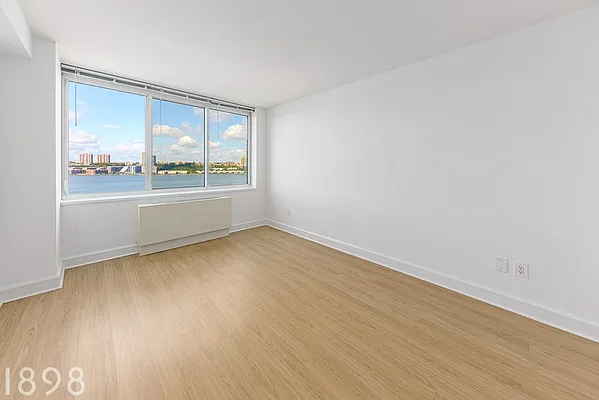 Rented by A&E Real Estate Management | media 12