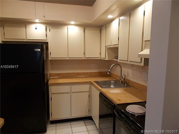 3rd image of 9736 S Belfort Cir #204
