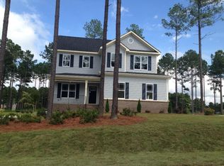 36 Springside Dr, Spring Lake, NC 28390