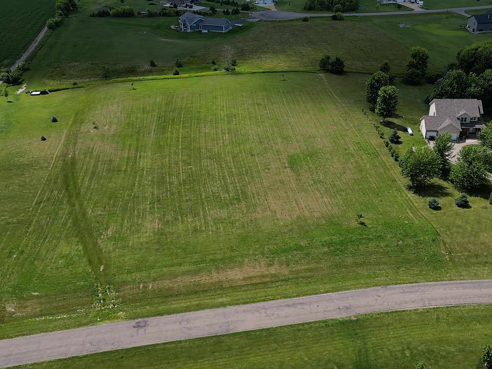 1st image of LOT 8 1206th St