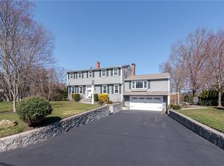 34 Aurora Dr, Cumberland, RI 02864