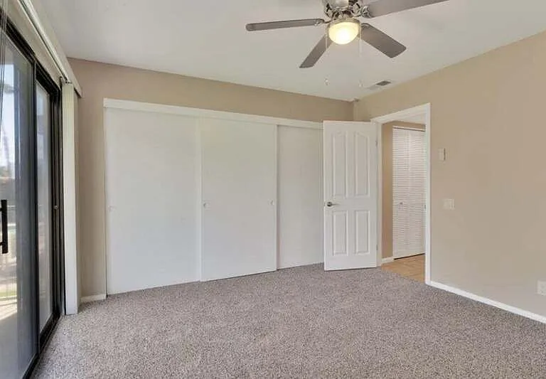 34 Lakeview Cir — Photo 13