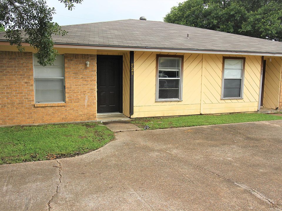 1st image of 721 San Saba Dr