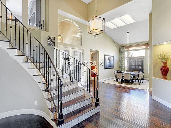 5th image of 10033 Charlemont Dr