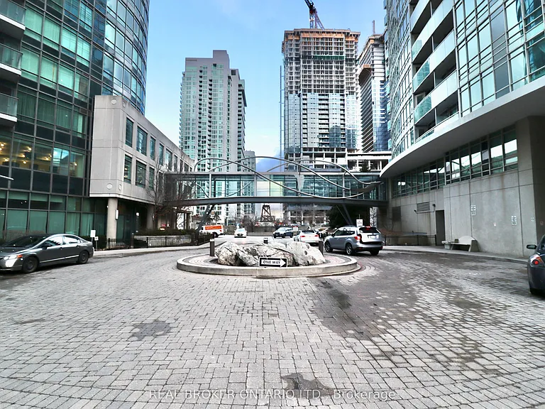 397 Front St N #1806 — Photo 46