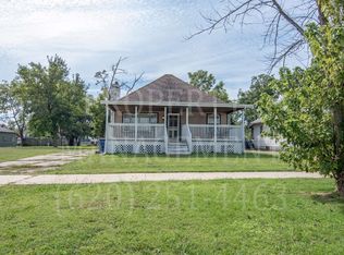 1109 W 9th St, Coffeyville, KS 67337