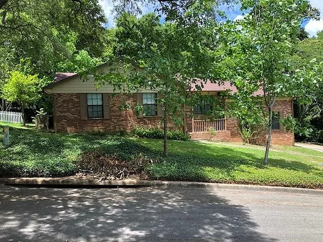 3744 Longchamp Cir — Photo 1