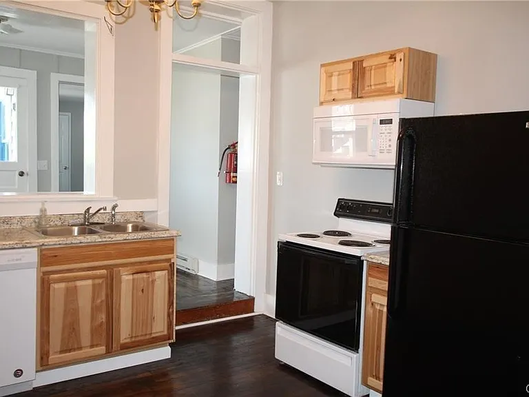 266 State St #1 — Photo 5