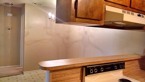 3rd image of 1613 N Main St APT C