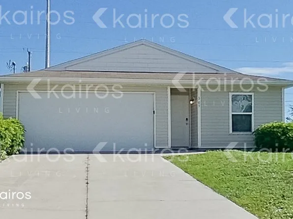 305 NE 23rd Terrace Cpe, Cape Coral, FL 33909