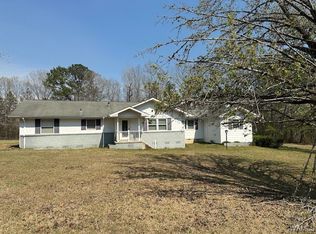 2417 E Dvorak Cir, Linden, AL 36748