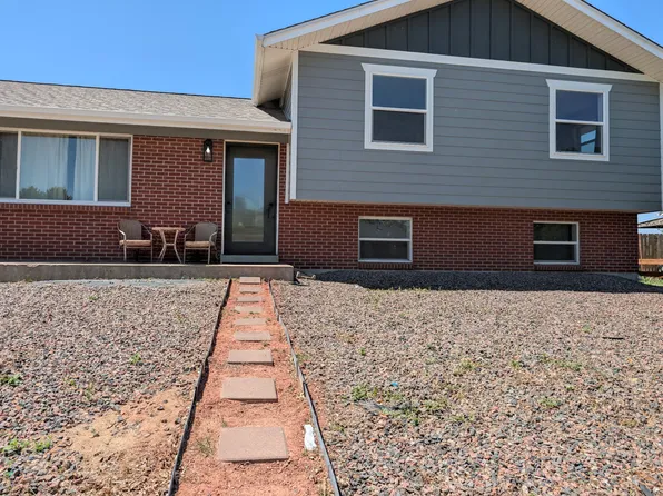4705 Topeka Ct, Denver, CO 80239