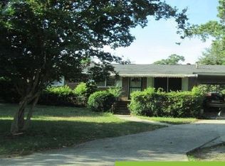 1566 Cambridge Dr, Macon, GA 31206