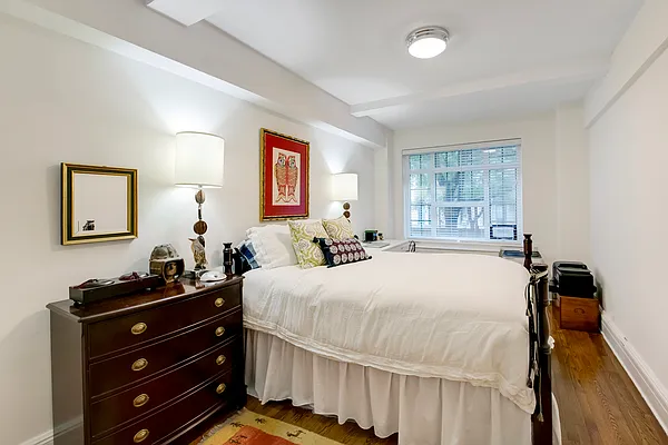 Rented by Compass | media 21