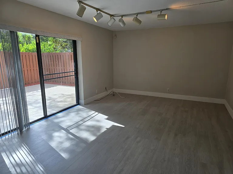 1480 Masters Cir #171 — Photo 8