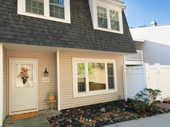 607 Edgebrook Dr #607, Boylston, MA 01505