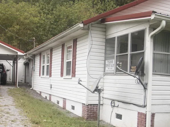 2533 Monarch Rd, Saint Charles, VA 24282