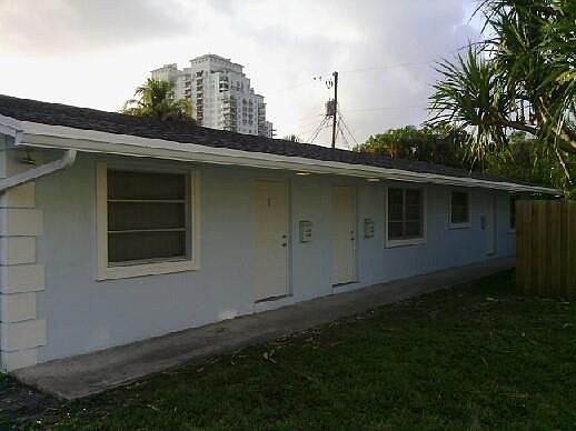 1st image of 750 SW 2nd St APT 1