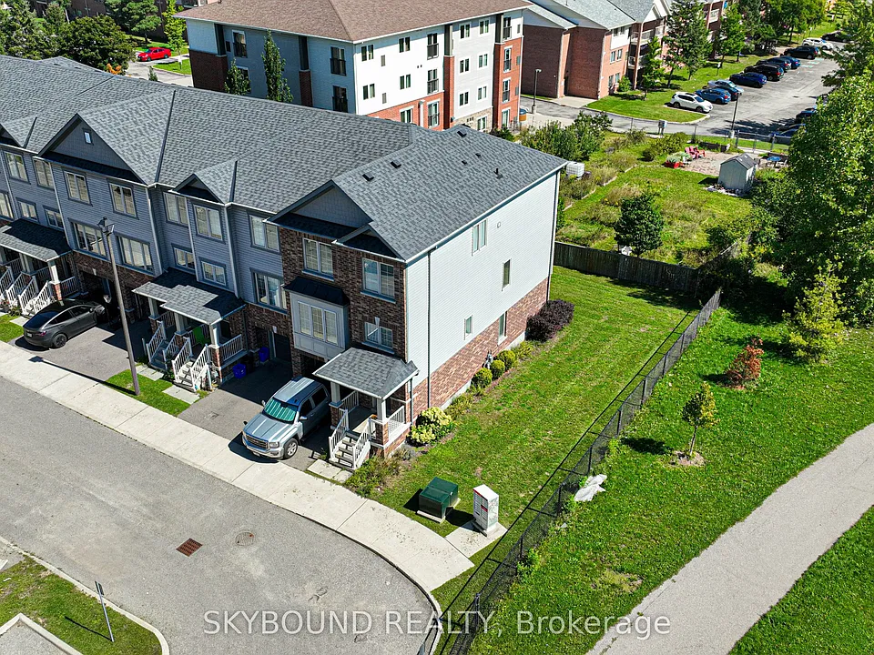 395 Linden Dr #8