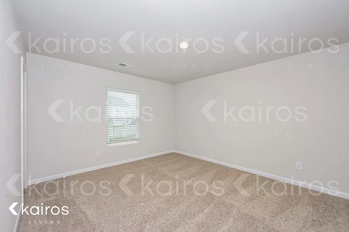 607 Wild Tulip Ct — Photo 8